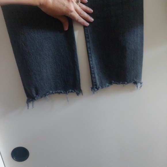 Levi's 501 Cropped raw hem Buttonfly jeans 31 Washed black Straight Leg 31x28 - Picture 12 of 14